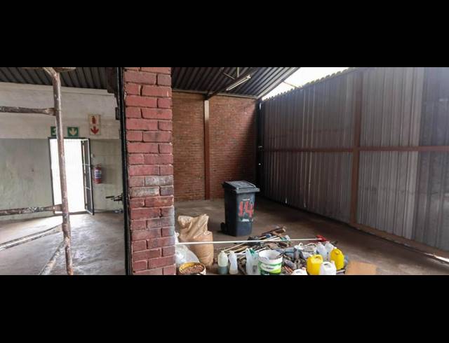 INDUSTRIAL PROPERTY TO RENT IN KOEDOESPOORT INDUSTRIAL
